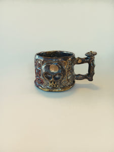 Button Tipped Skull Mug